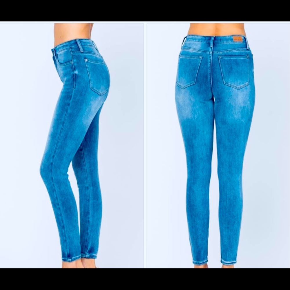 Judy Blue Skinny Fit High Waist No holes Jeans NWT